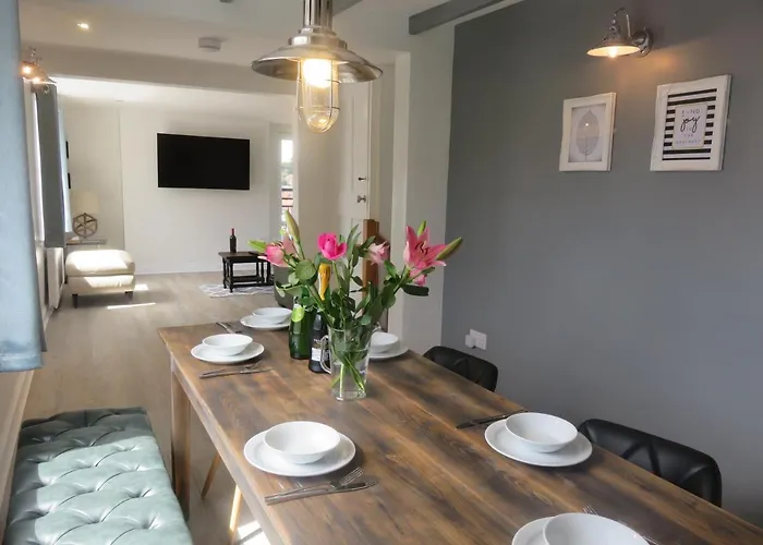 Ropery - Cyanacottages Holiday home