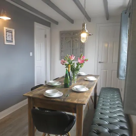 Ropery - Cyanacottages بيت للعطل