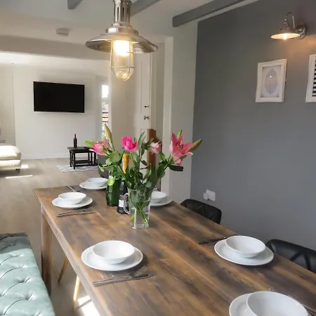 Ropery - Cyanacottages بيت للعطل